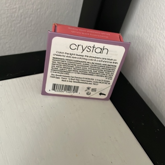 Silky-Soft Powder Blush benefit - Picture 3 of 3